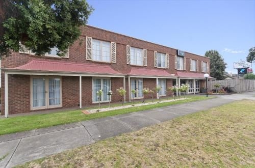 William Dutton Motel0