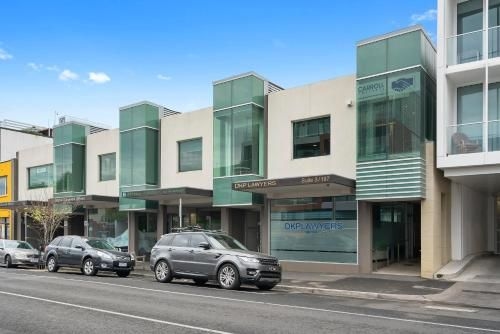 ไบรท์ตัน เบย์ อพาร์ตเมนท์ (Brighton Bay Apartments)0