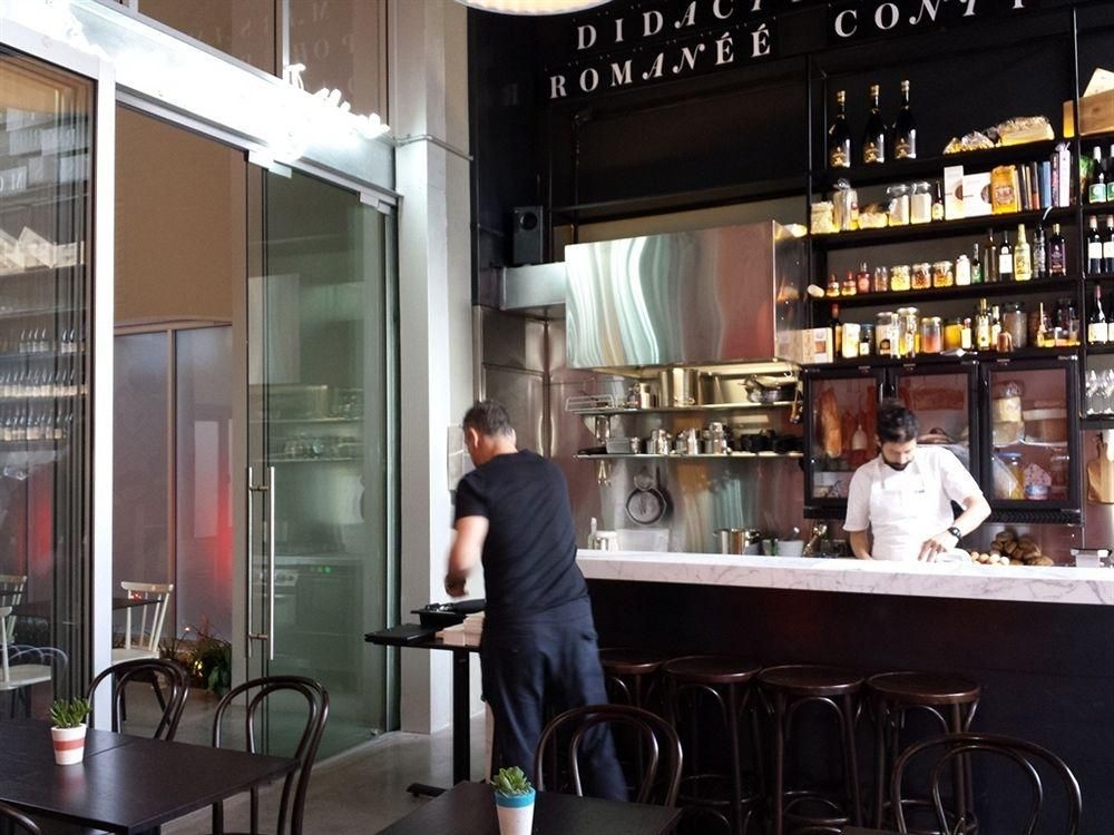เอดจ์ อพาร์ตเมนต์ (ADGE Boutique Apartment Hotel)4
