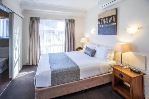 Emerald Maraboon Motor Inn0