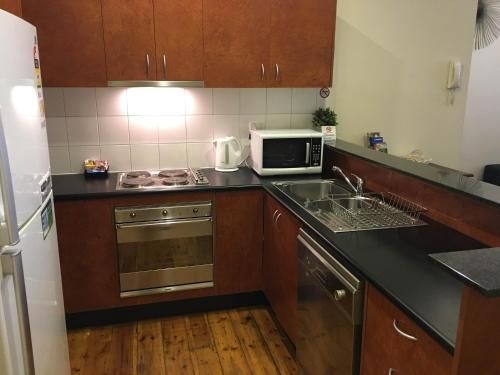 Flinders Lane Apartments3