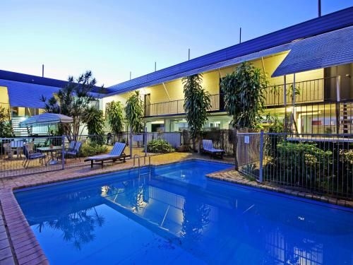แอร์เวย์ โมเต็ล (Airway Motel)0