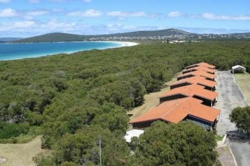 อีมู บีช ชาเลต์ส (Emu Beach Chalets)0