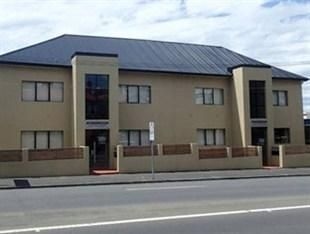 Hobart Lodge4