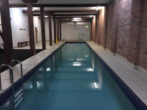 ฟริสโกเซอวิสอพาร์ตเมนท์ (Frisco Serviced Apartments)0