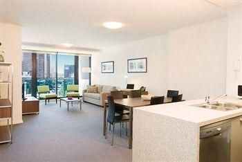 Melbourne Short Stay Apartment at SouthbankOne0