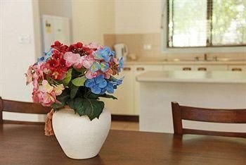 Colonial Ridge Retreat3