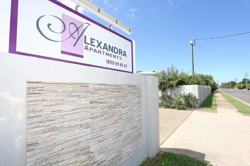 อเล็กซานดรา อพาร์ตเมนท์ (Alexandra Apartments)0