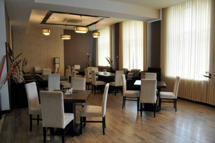 Atrium Hotel3