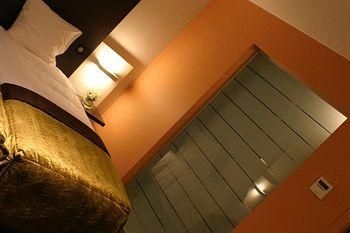Le Merceny Motel3