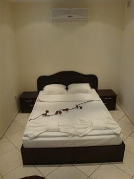 Hotel Niagara1