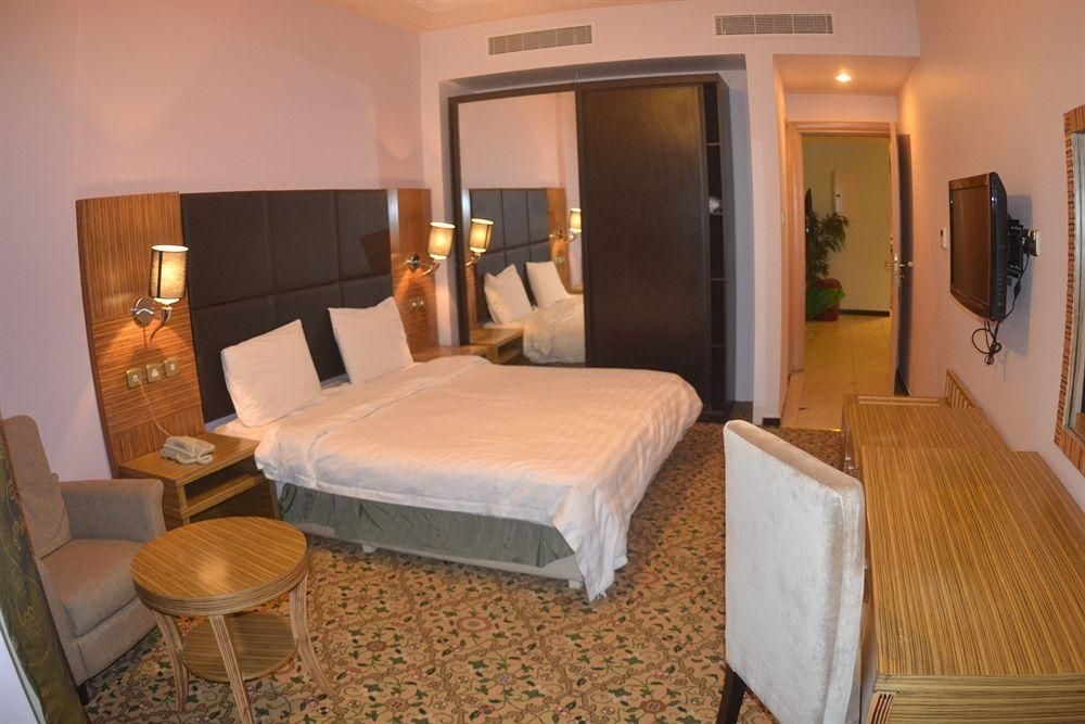 Awaliv Suites0
