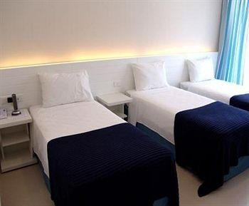 THE FALLS HOTEL2
