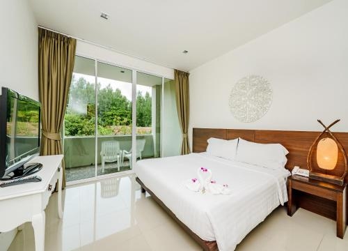 เลสปรี เดอ ในยาง บีช รีสอร์ต (L'esprit De Naiyang Beach Resort)1