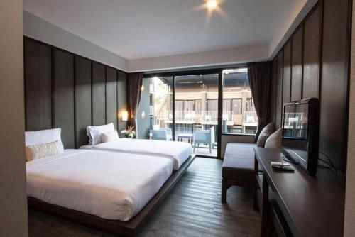 ลาลูน บีช รีสอร์ต (Lalune Beach Resort)1