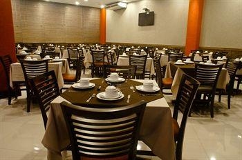 Hotel Estacao 1011
