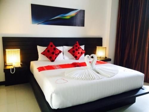 Lae Lay Suites Hotel2