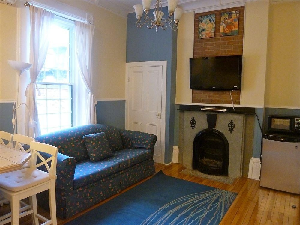 University Bed and Breakfast4