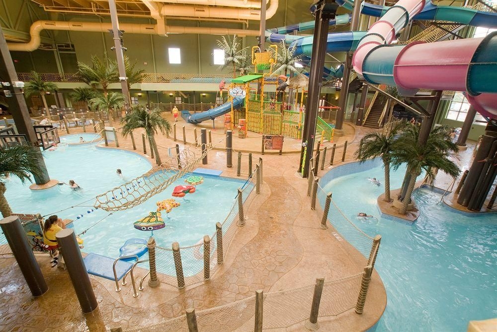Maui Sands Resort & Indoor Waterpark4
