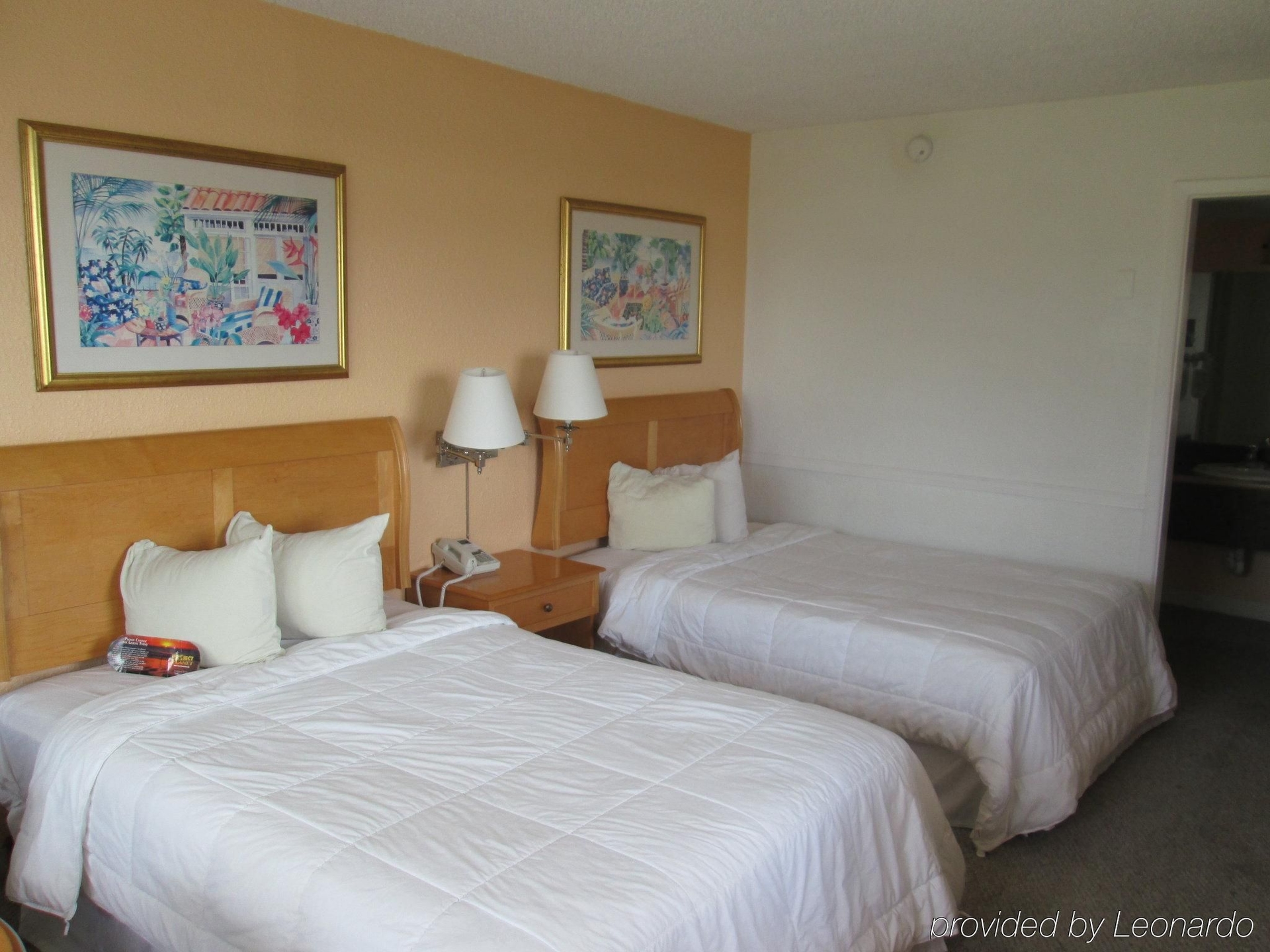 The Flamingo Resort - Gay Adult Resort2