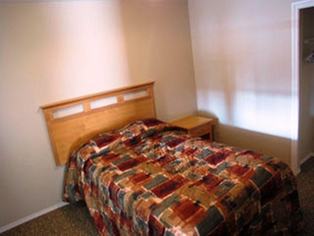 Grouse Creek Motel2