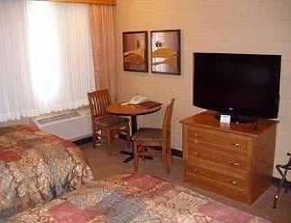 Bonnyville Neighbourhood Inn2