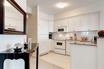 Ottawa Apartment Suite Hotel Laurier3