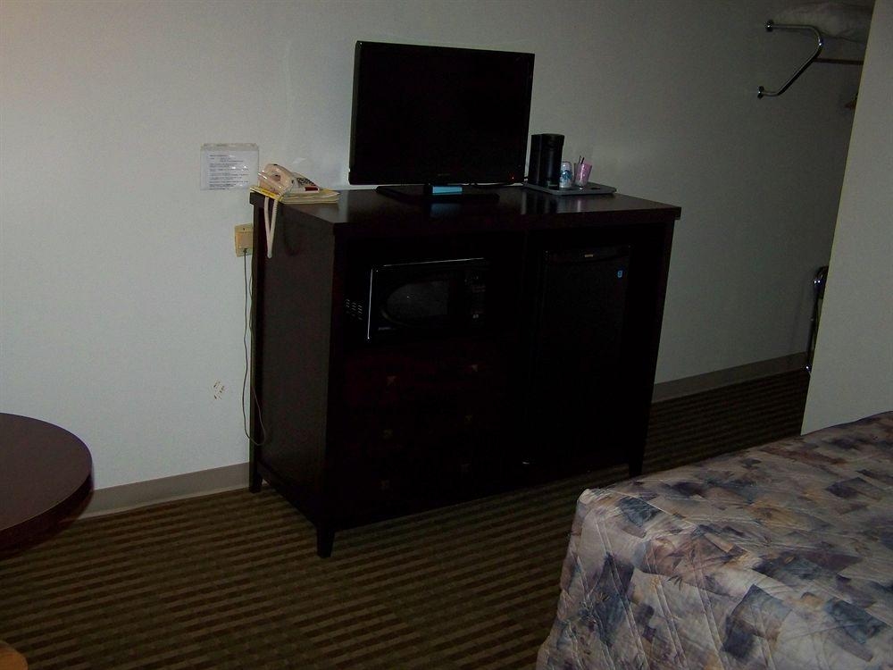 The Battlefords Inn0