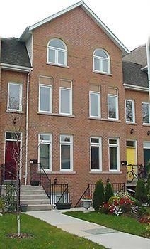 Suite Dreams Toronto Bed & Breakfast1