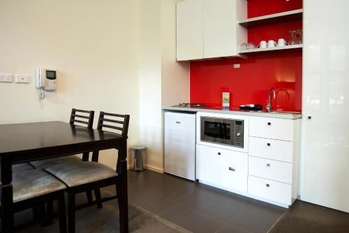 คอมฟอร์ท อพาร์ตเมนต์ส ออน เอลิซาเบธ (Comfort Apartments on Elizabeth)3