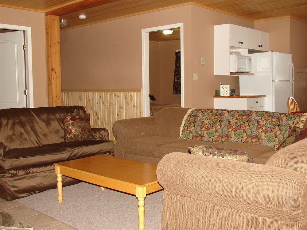 Apex Whitetail Chalet Vacation Condo Rentals4