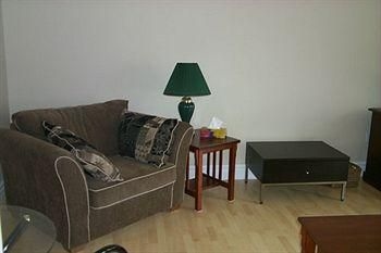 A1-Lakeview B&B0