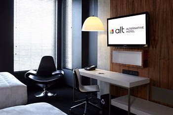 ALT Hotel Toronto Pearson1