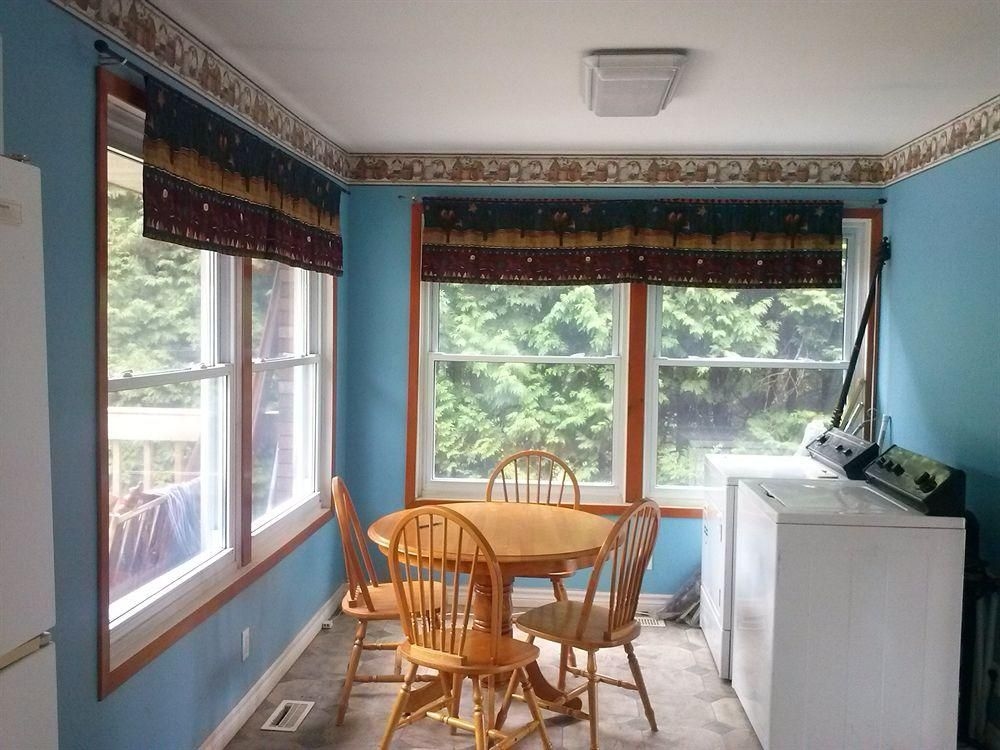 Port Hope Holiday Home4