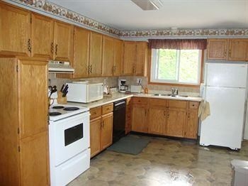 Port Hope Holiday Home3