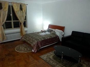 Toronto Furnished Living-896 Eglington E0