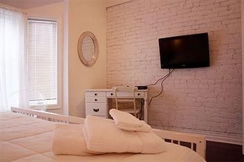 Jare's Place Bed & Breakfast1