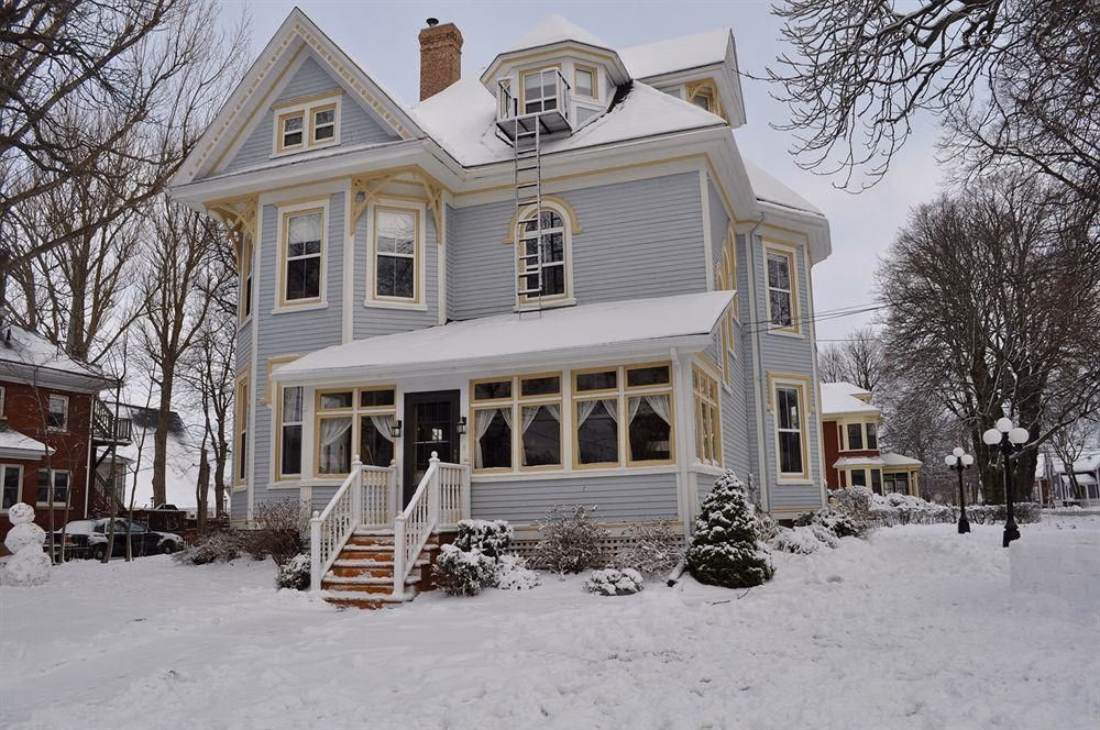 Summerside Inn Bed and Breakfast3