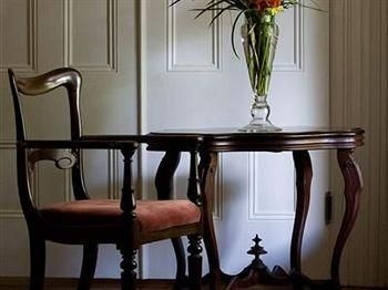Auberge Victoria Rose Inn2