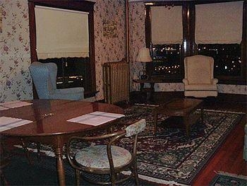 Arundel Mansion0