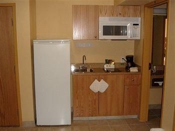 Days Hotel And Suites Grande Cache0