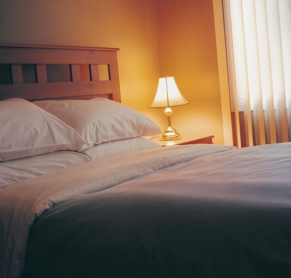 Hillview Terrace Suites3