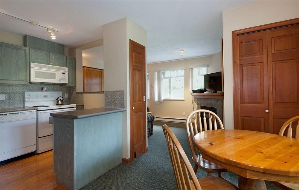 Whistler Premier - Village North4