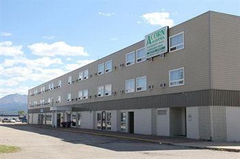 Acorn Motel4