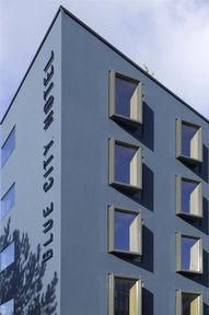 BLUE CITY HOTEL1