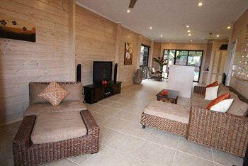 Sea Change Villas4