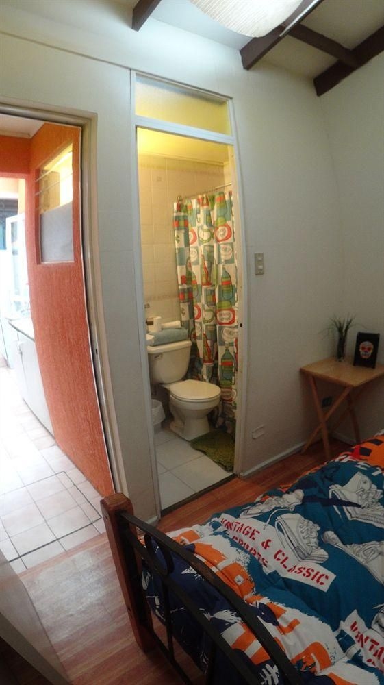 Jaguar Hostel + Living0