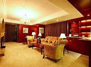 Double Dove Peace International Hotel0