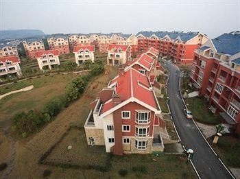 Oriental Landscape Holiday Hotel0
