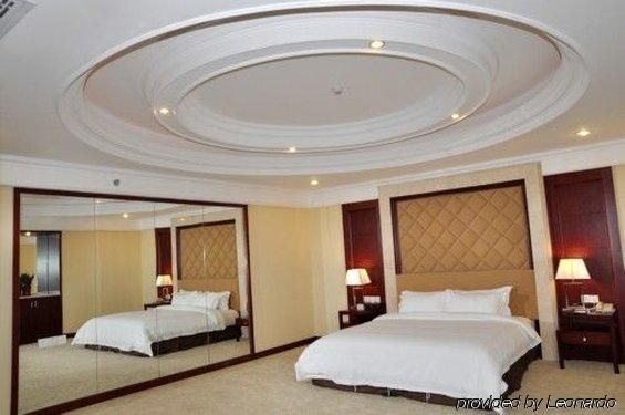 Ceramics International Hotel1